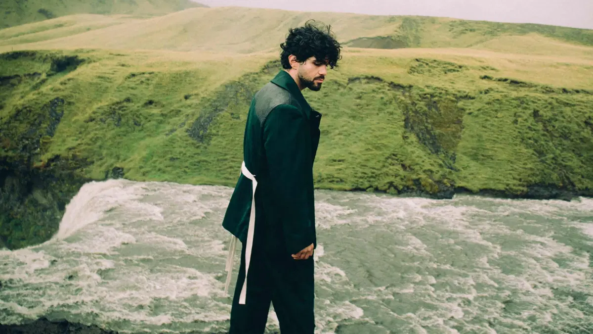 Aries, support: Ray Sequoya