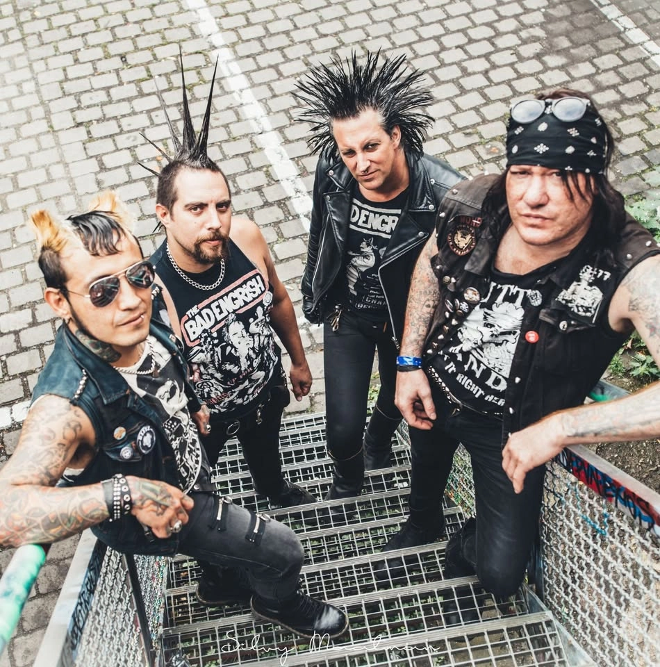 Total Chaos (USA), The Rumkicks (KOR) | Rock Café Prague