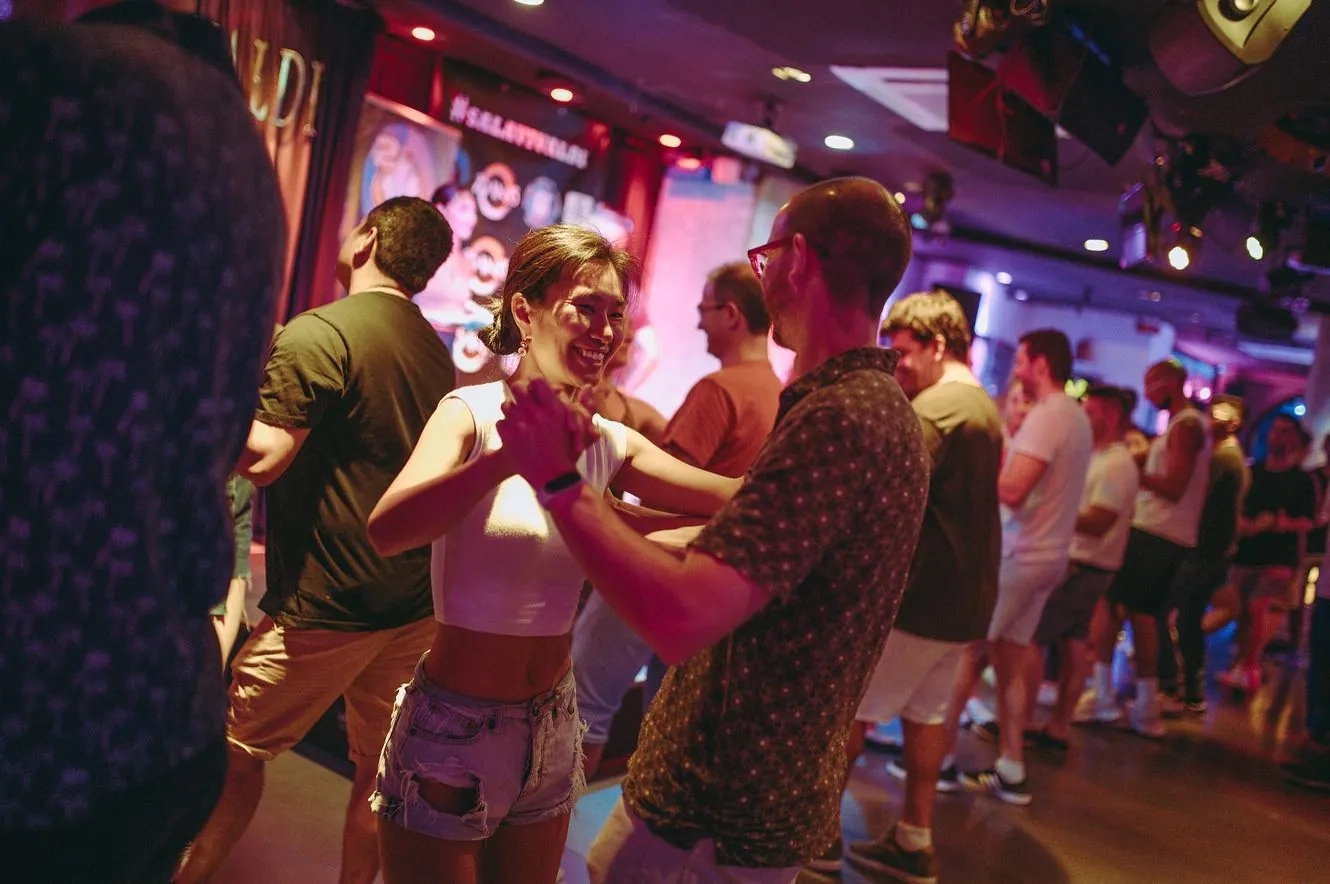 Noche de Salsa versus Bachata at Sala Vivaldi Every Tuesday