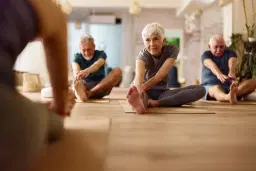 🧘♀️ Yoga i lugn takt - 8 tillfällen 🧡