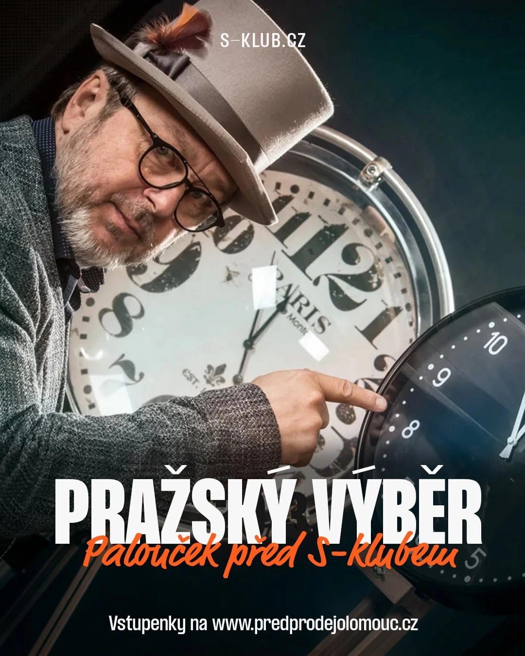 Pražský výběr / Palouček před S-klubem Olomouc