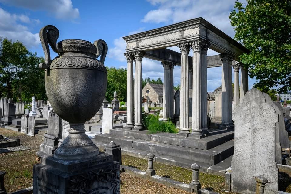 Guided Walk: Hidden Histories: The Stories of Willesden Jewish Cemetery