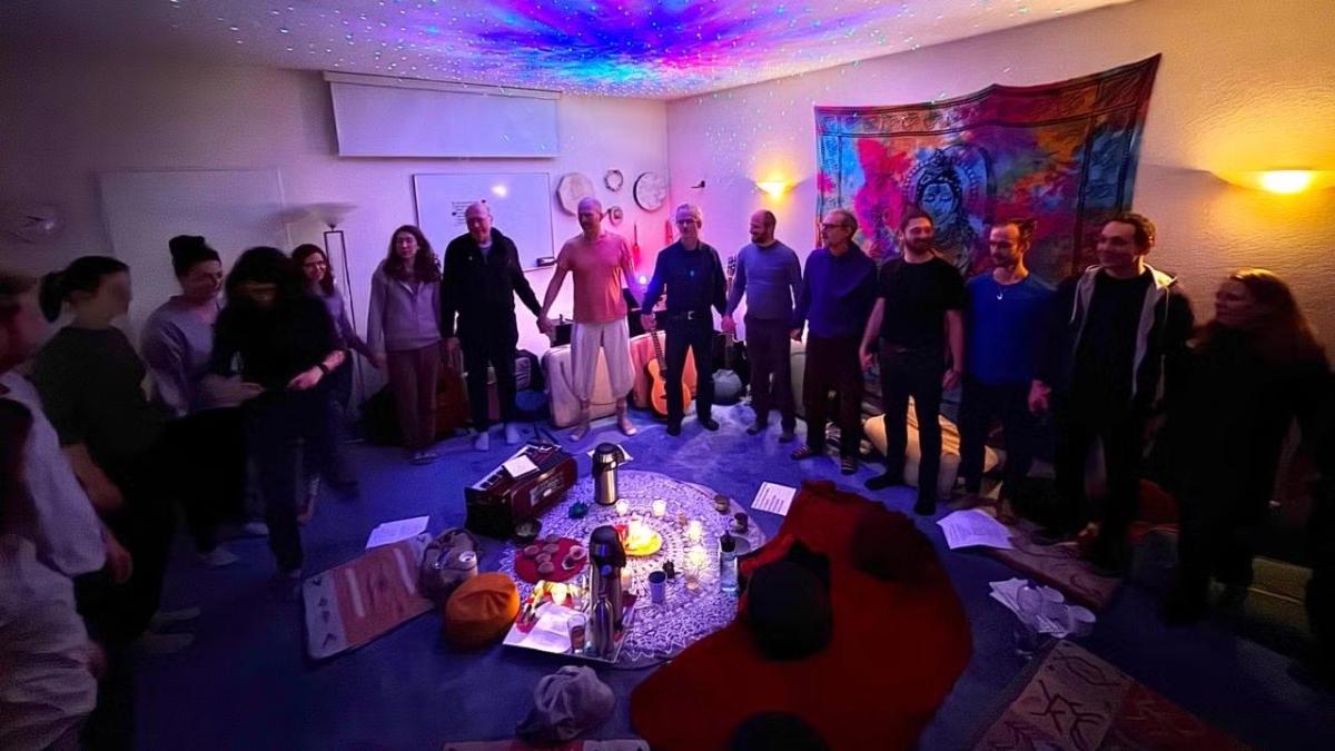 Singing Circle