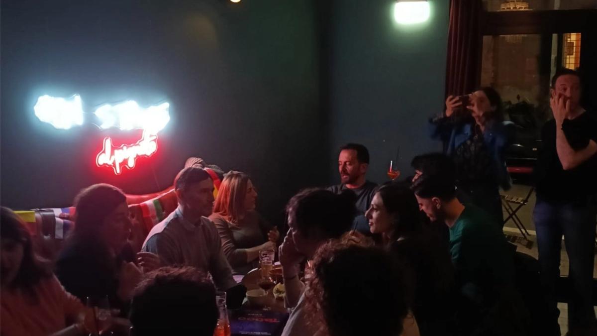 Language Exchange - Speak & Drink