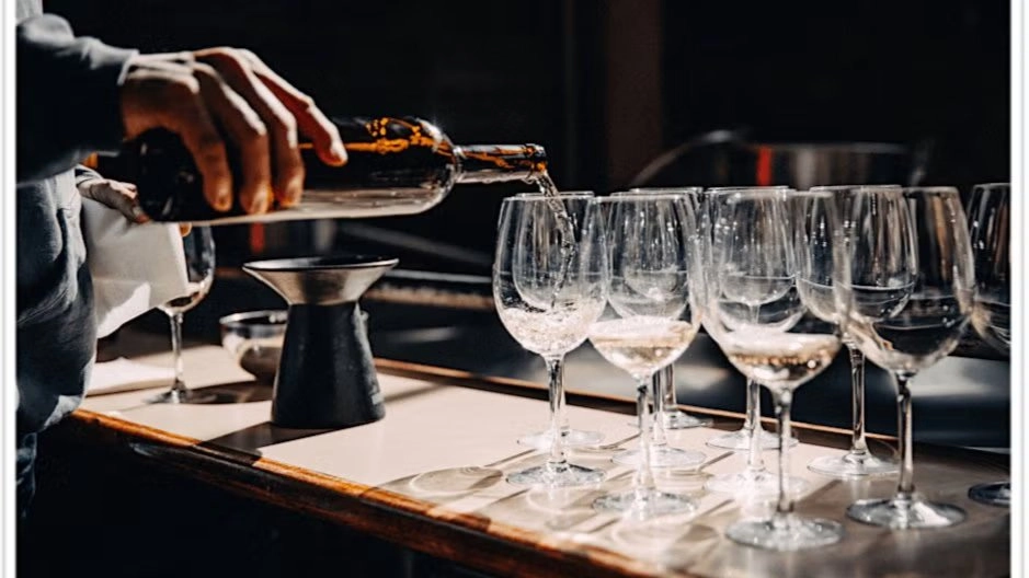 Wine Tasting Social Mingle