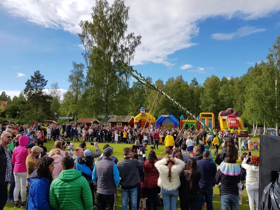 Midsommarfirande på Lilltorpet