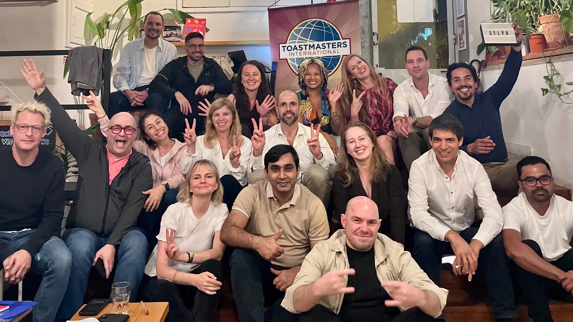 🎤 MONDAYS ARE FOR PUBLIC SPEAKING with International Speakers Toastmasters