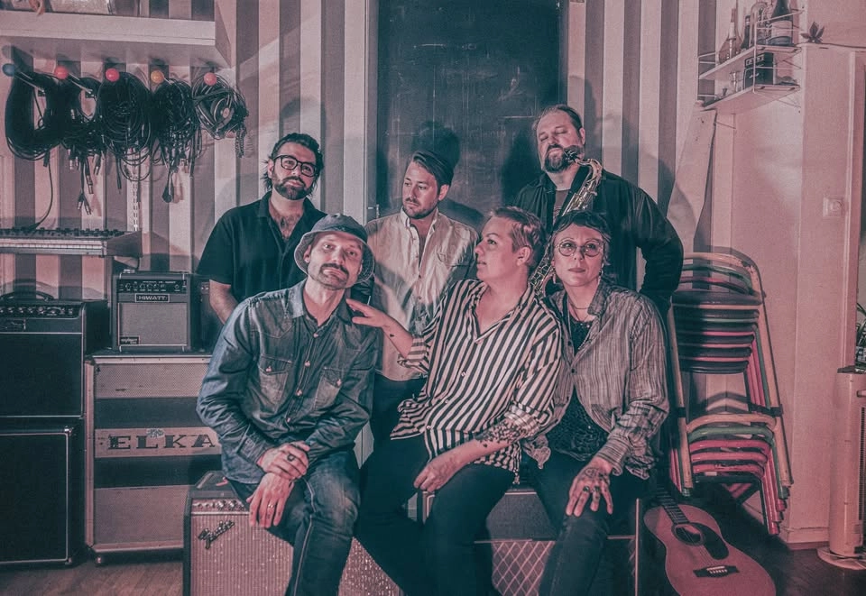 The Big Black Holes - live på Holy Moly!