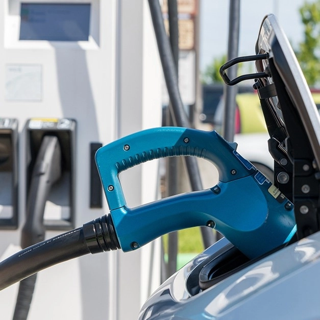 đđVĂ©hicules Ă©lectriques: la connectivitĂ© & les donnĂ©es sont clĂ©s Ă la performance | EVs: Connectivity & Data Are Key To Performance