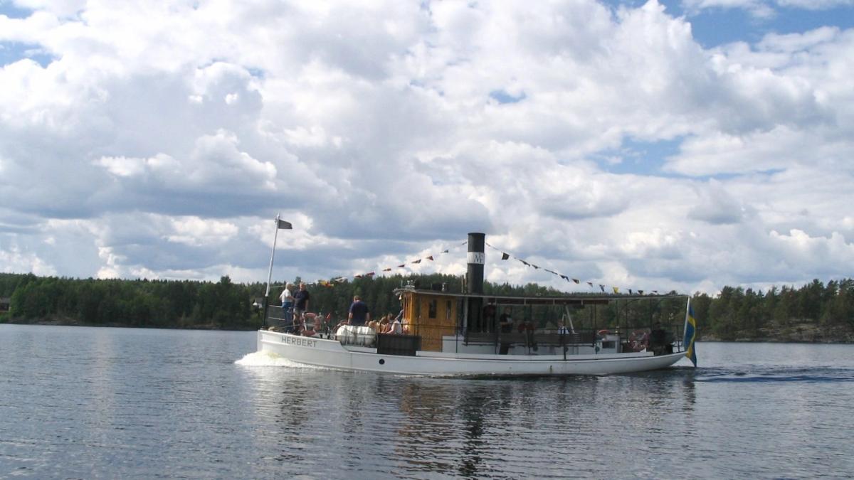 Ångbåtstur till Risön