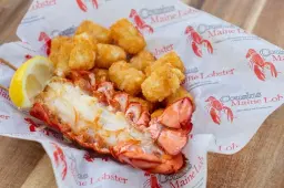 đŠđ Cousins Maine Lobster At Arizona Road Trip â Loweâs Home Improvement Peoria One Time pop up đ