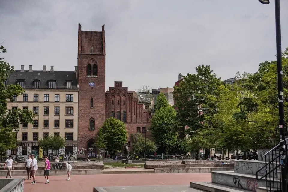 Sketching at Litauens Plads