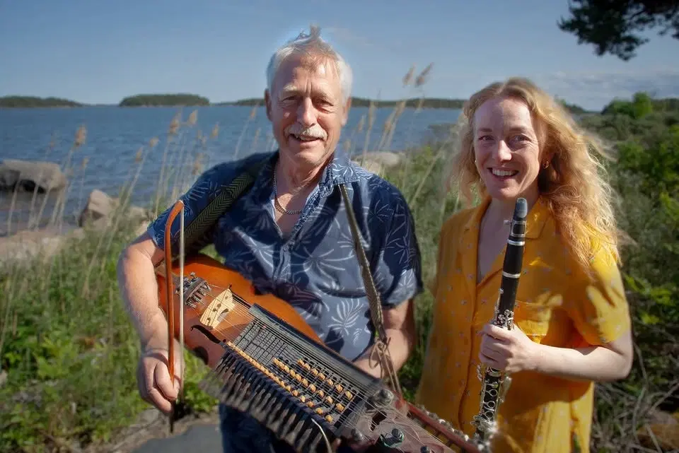 Foajétorsdag: Visor från när och fjärran - en musikalisk resa genom tid, rum och toner