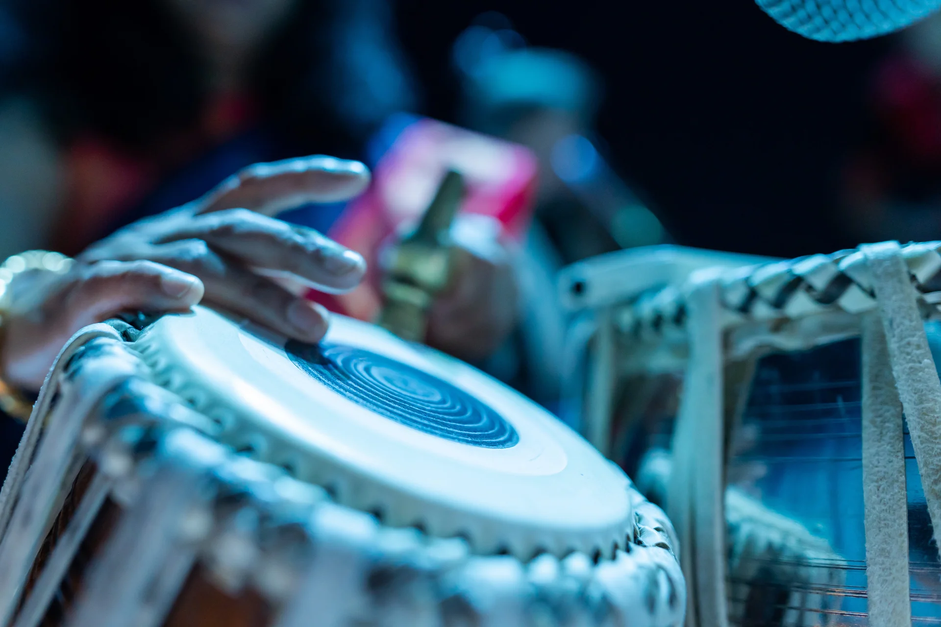 Indisk klassisk musik och öppen scen