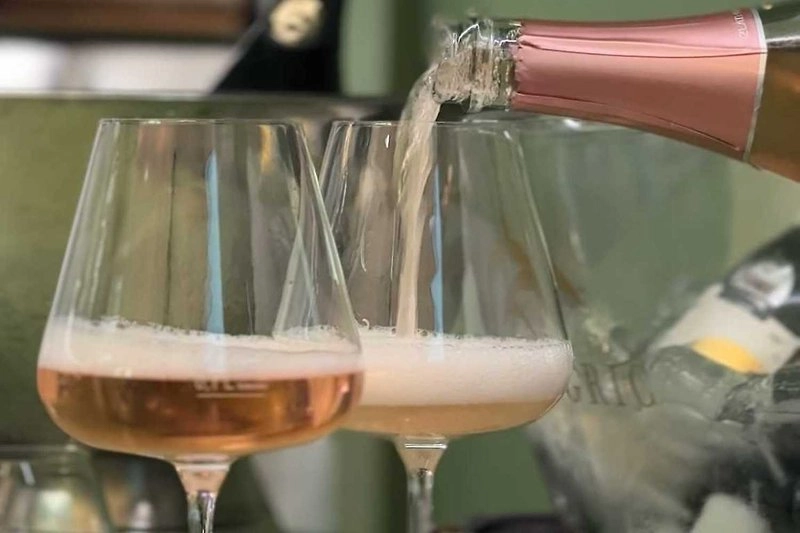 Prémiová degustace ve vinotéce Zlati Grič