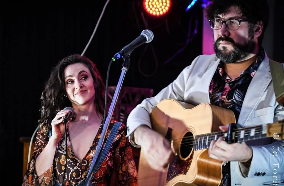 Wifey (Acoustic) w/ John Encarnacao & Andy Meehan