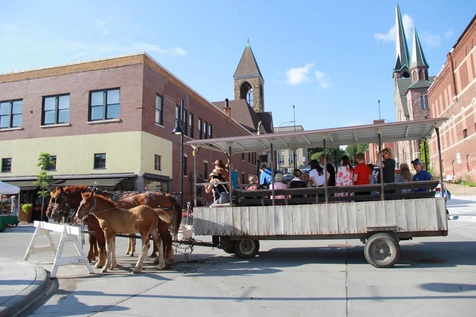 Free Horse & Trolley Rides