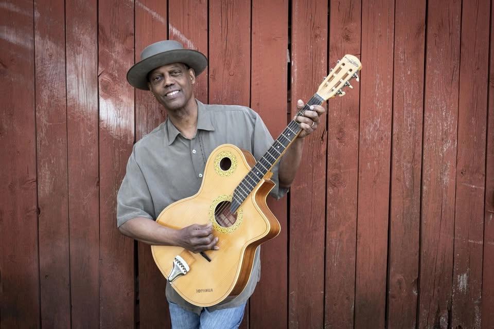 January Blues Festival: ERIC BIBB