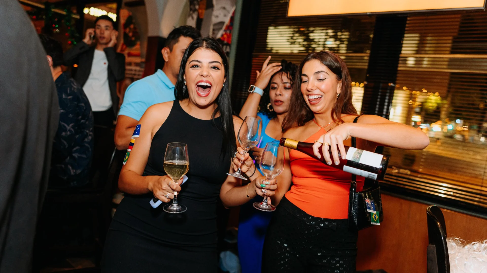 Meet People, Practice Languages & Connect đ