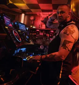 mittendrin mit maniac&me !FREE ENTRY