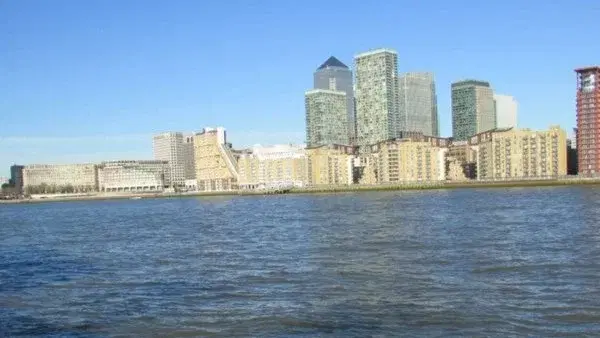 GREEN £5 🌲🌳🌱🌿 WALK: CANADA WATER to LEWISHAM