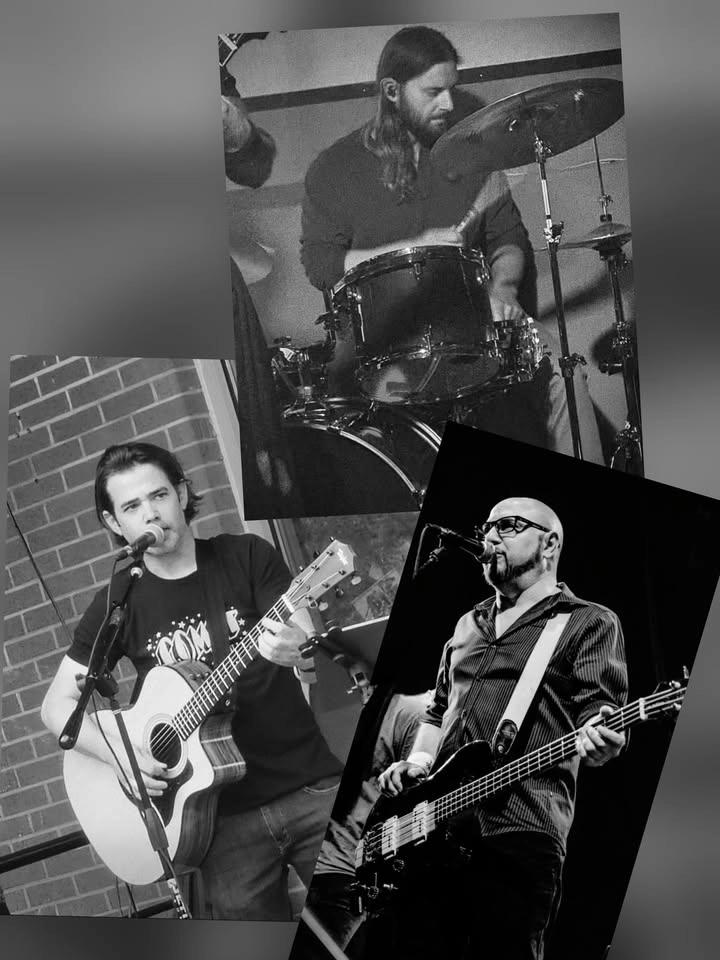 Dustin Yager Trio Band at TheClubHouse BitesAndBooze in Ballantyne(8/8)