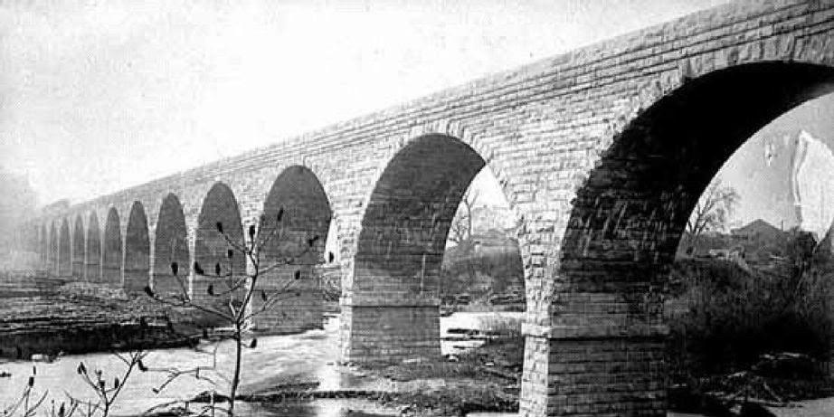 Historic Riverfront Walking Tour