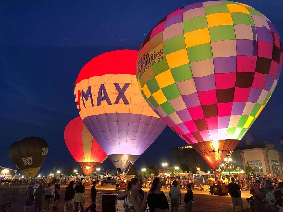 Lakeshore Balloon Glow 2026
