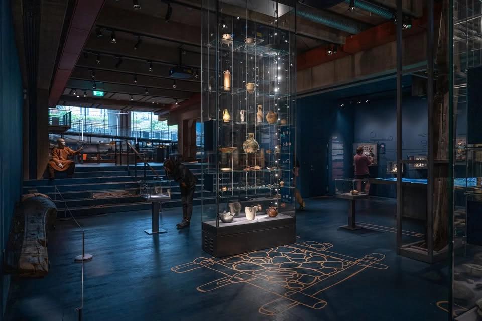 Guided tour at Bryggens Museum: Medieval city. Archeological finds at Bryggen and Bergen