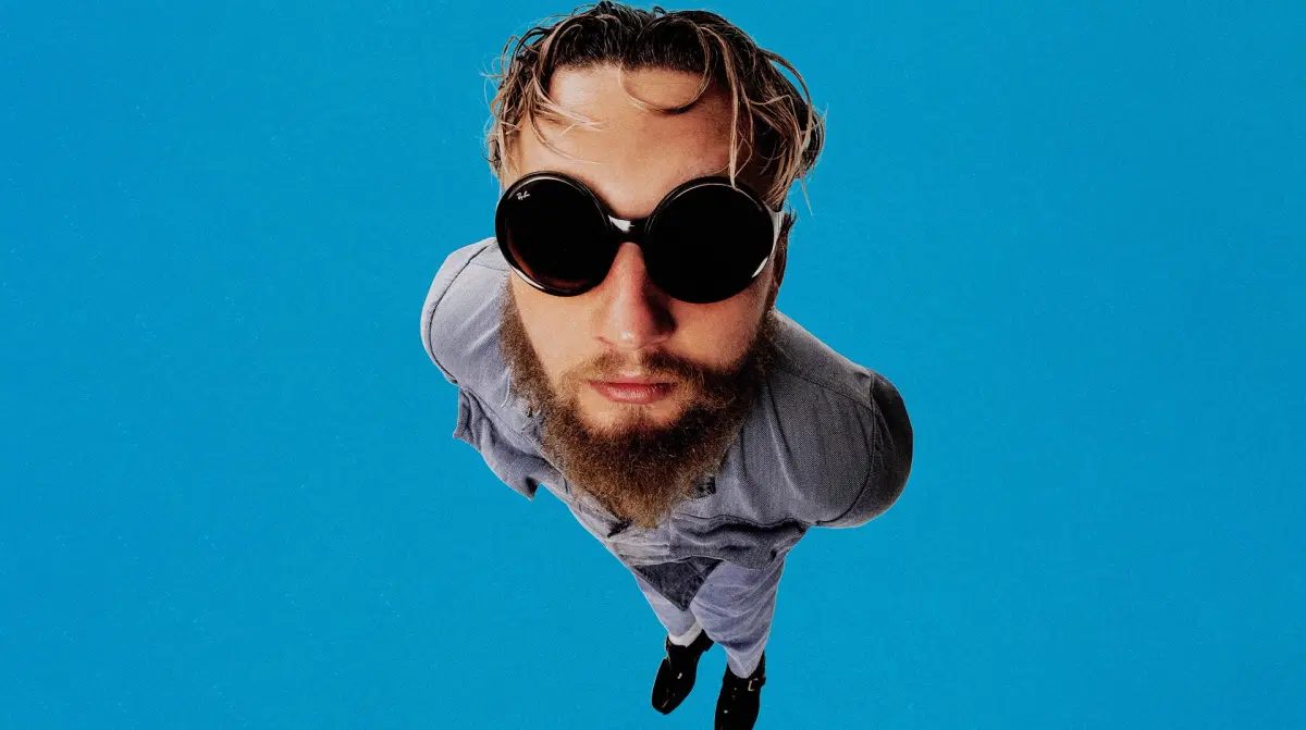 Yellow Days, support: Rekreace