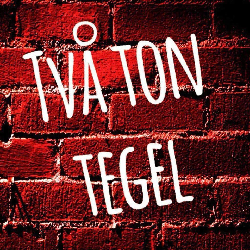 Två Ton Tegel på The Bull Bar