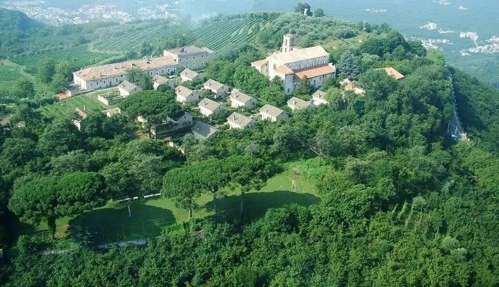 Il paradiso in terra: l'Eremo dei Camaldoli di Nola
