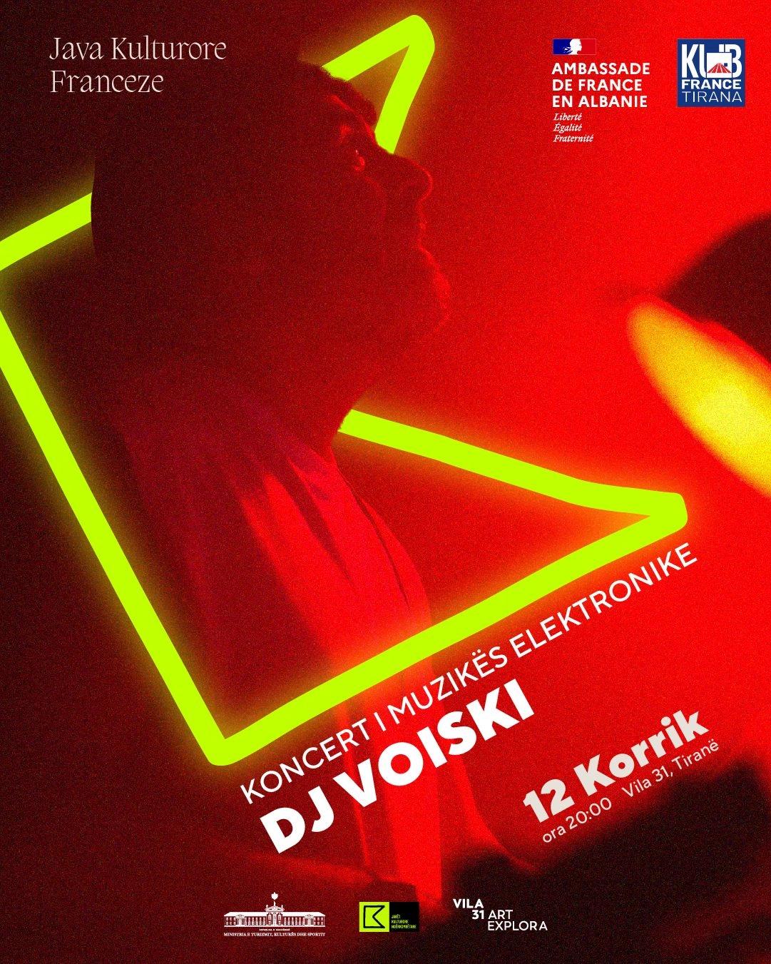 Electronic music concert with DJ Voiski.