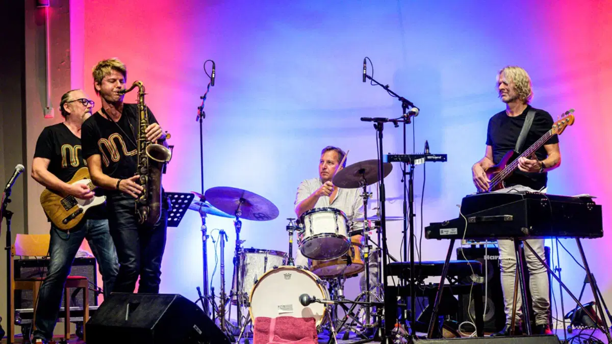 Stockholm Underground feat. Ida Sand