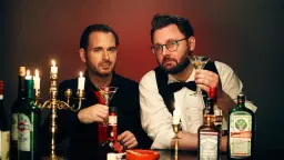 SIMON GÄRDENFORS & ANTON MAGNUSSON - FESTAR