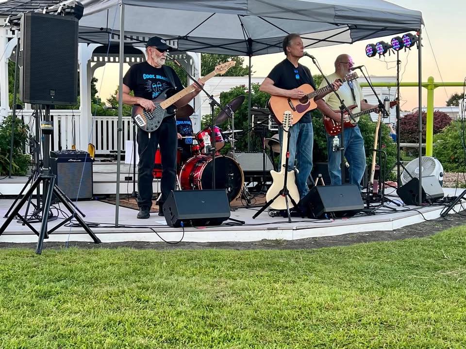 Summer Concert - COOL BEANS