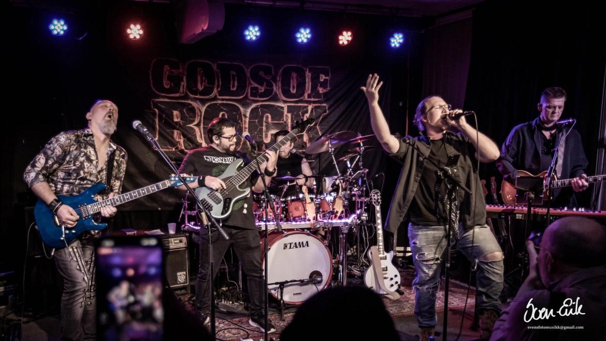 Gods Of Rock På Martins