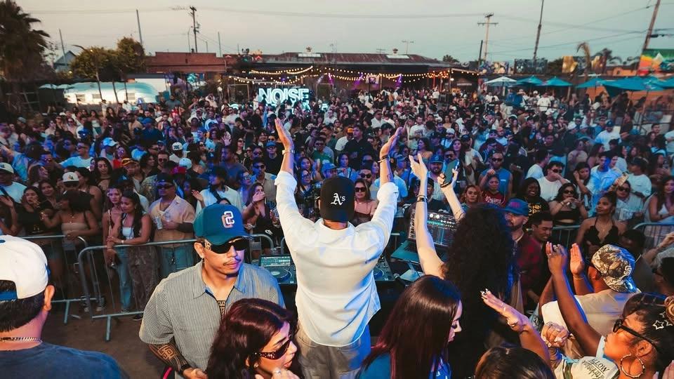 Noise Complaints Presents: The Late Night R&B Experience Tour (21+)