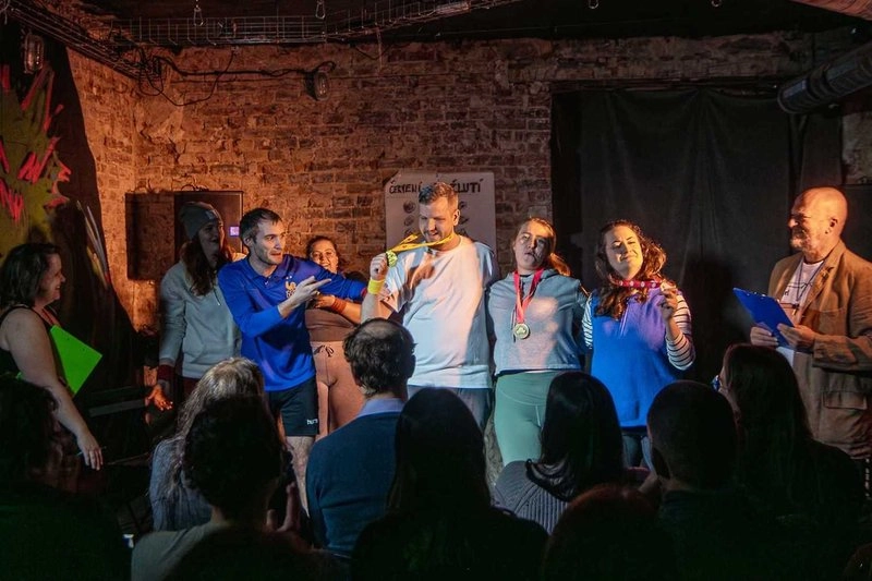 Improshow: Jarní úklid