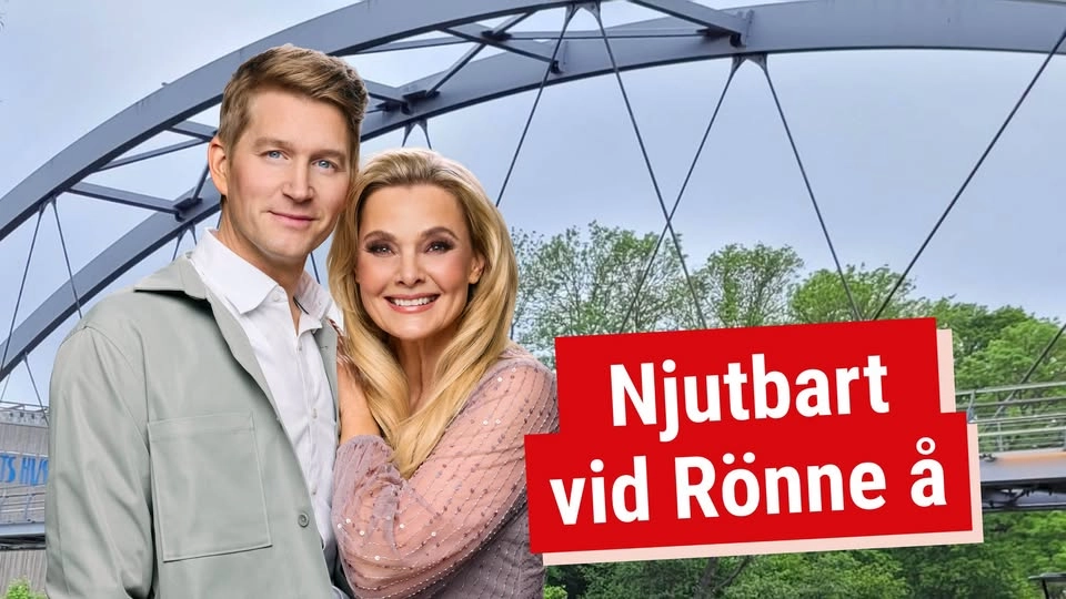 Njutbart vid Rönne å: Sofia Kjellgren med Erik Linder