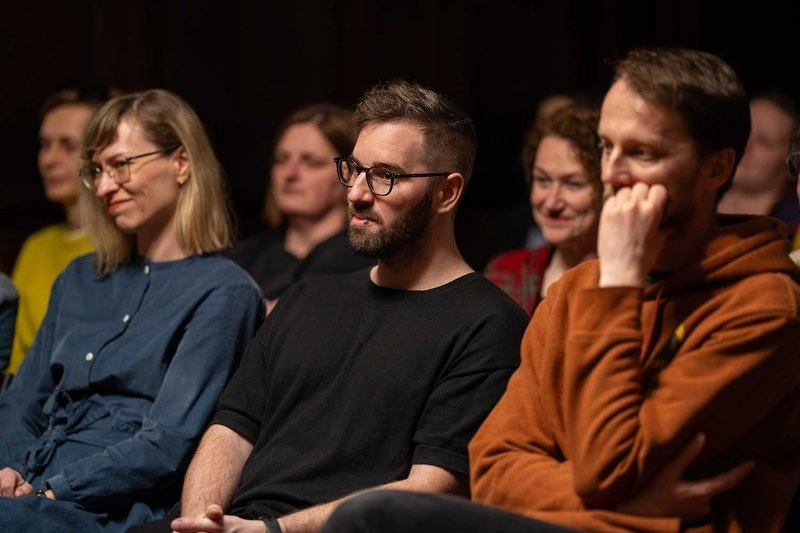 Slovné spojenia s Luciou Molnár Satinskou: Pohladiť slovom