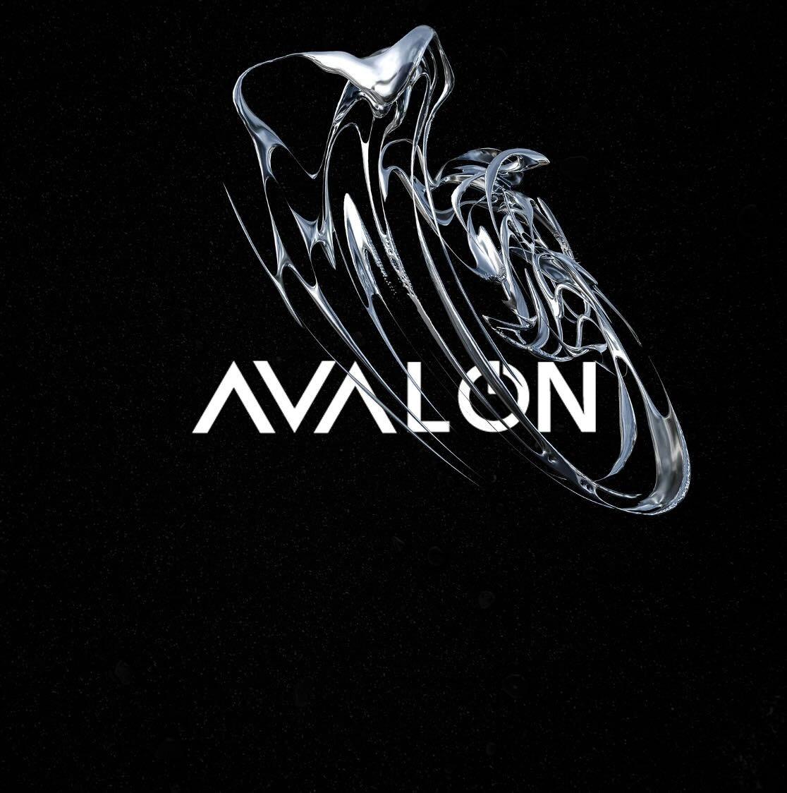 AVALON x Dominik: Giorgio Stefano, Bruno Bona, Julian Benz, Greta Tima