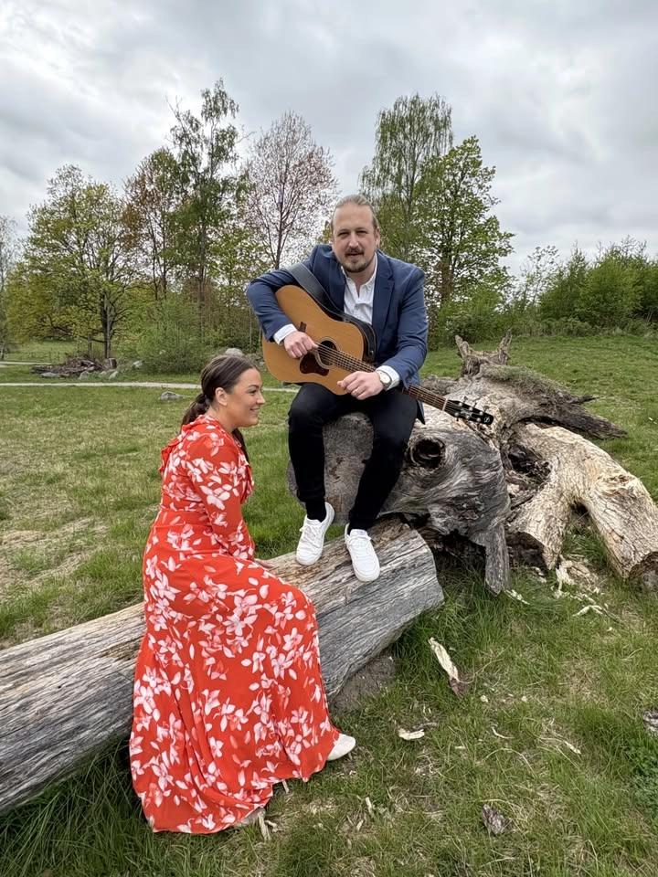 Lunchmusik med Anna och Niklas Hillman