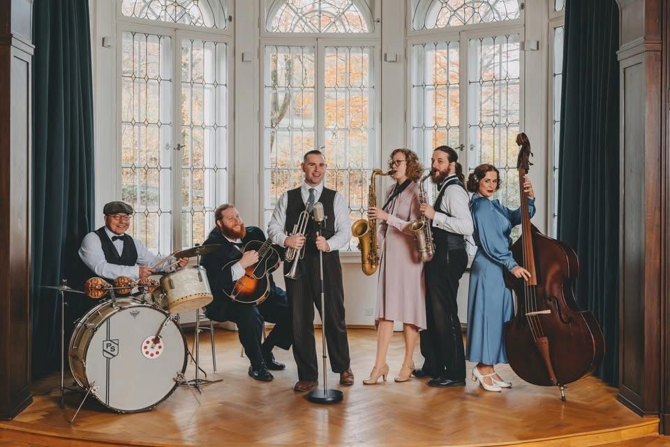 Orchestr Swing melody: Osvobozené divadlo v písních V+W+J