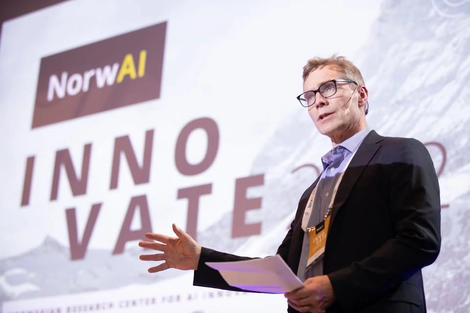 LÆR OM KIs HEMMELIGHETER