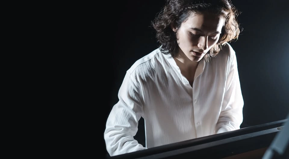 Mimořádný koncert | Special Concert: Arsenii Moon & Prague Philharmonia: Ozvěny dálek a snů