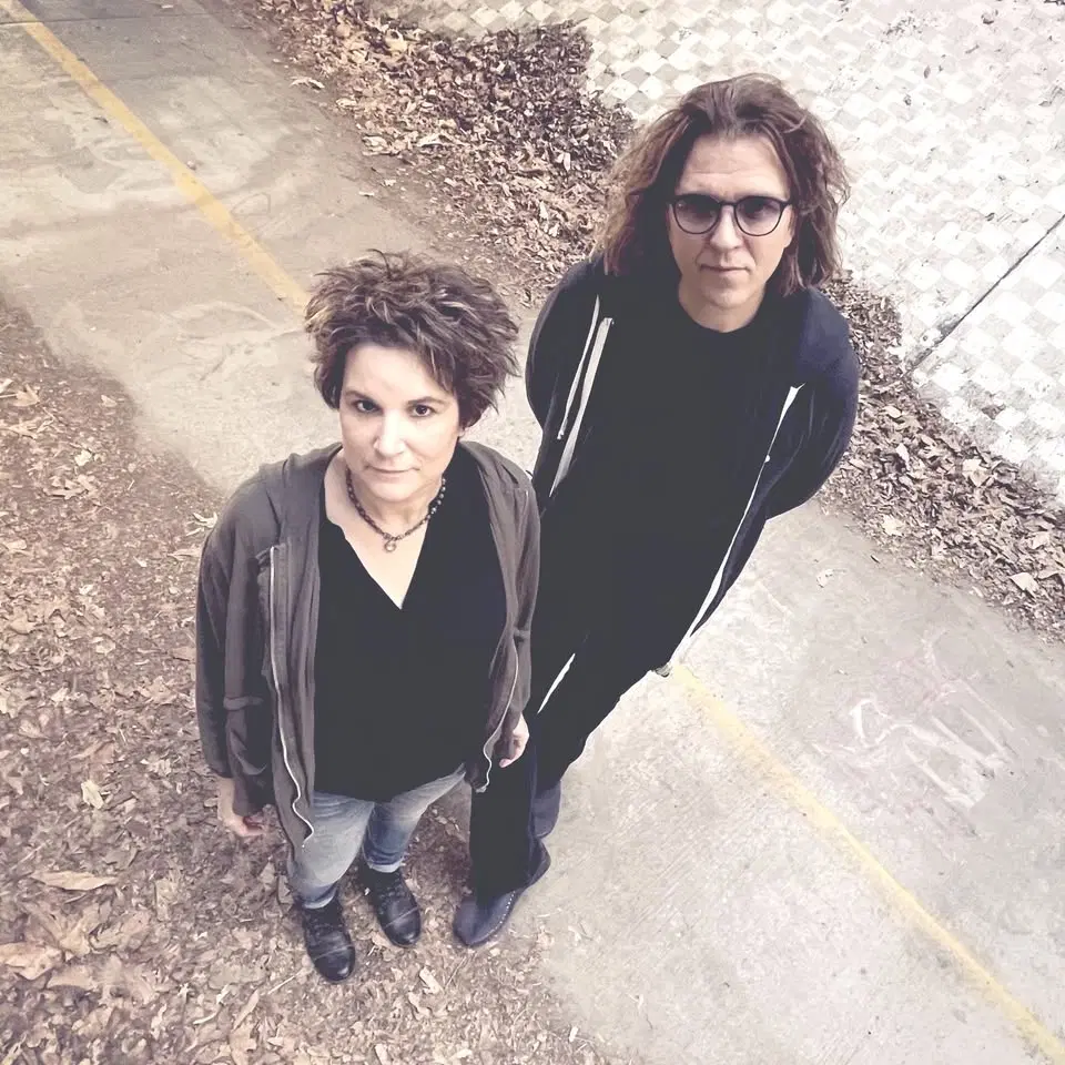 Little Days feat. Bernie Barlow (US) Fri entre