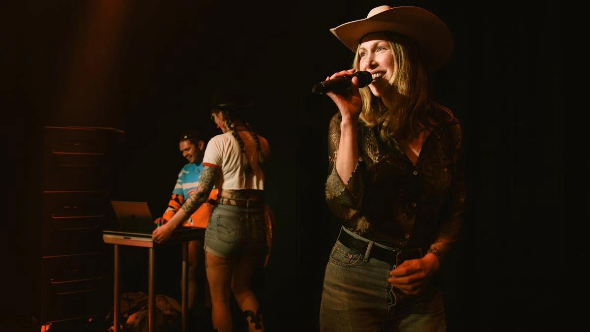 WET COUNTRY LINE DANCE PARTY