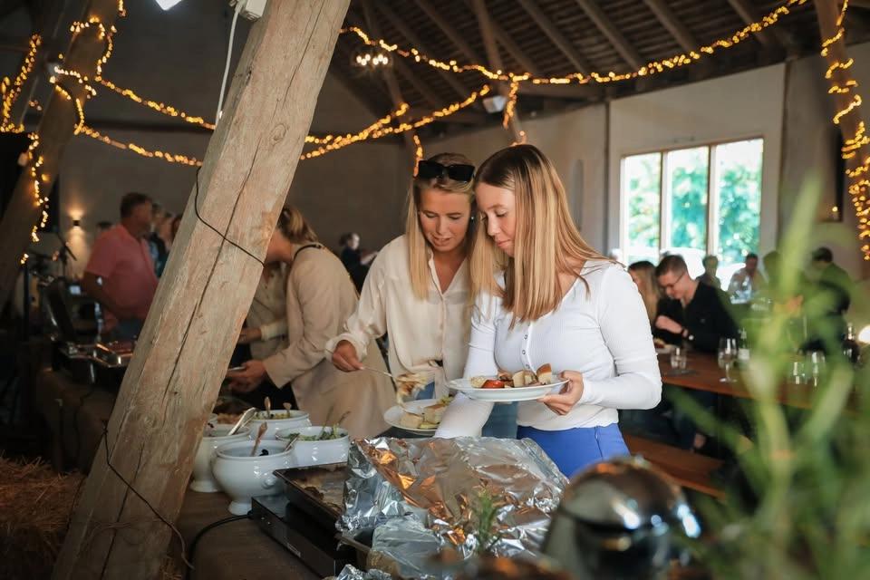 Musikbingo & grillbuffé i logen
