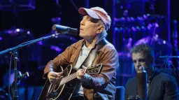 PAUL SIMON – A Quiet Celebration